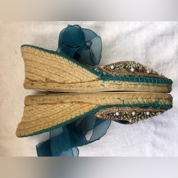 Close-Toed Lace up Espadrilles Wedge Sandals - Picture 5 of 8